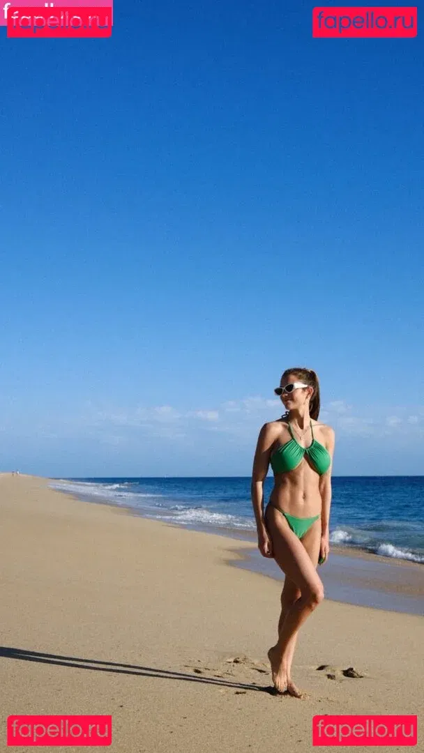 Chloe East Onlyfans Photo Gallery 