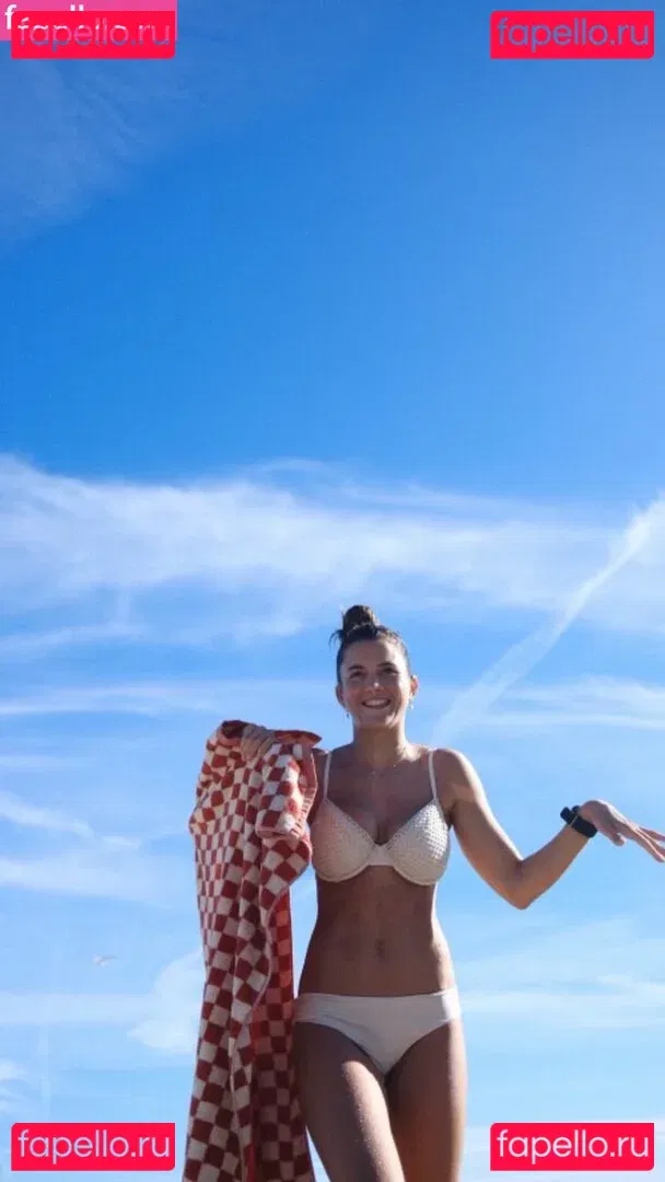 Chloe East Onlyfans Photo Gallery 