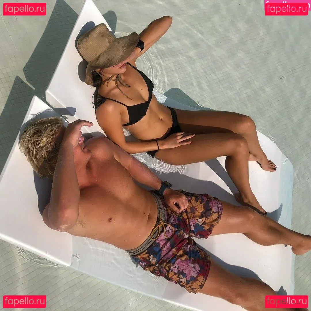 Chloe East Onlyfans Photo Gallery 