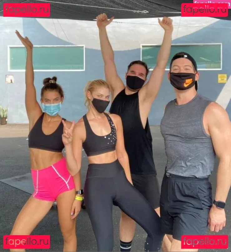 Chloe East Onlyfans Photo Gallery 