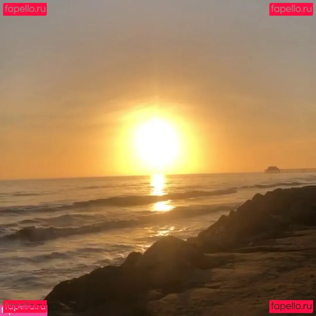 Chloe East Onlyfans Photo Gallery 