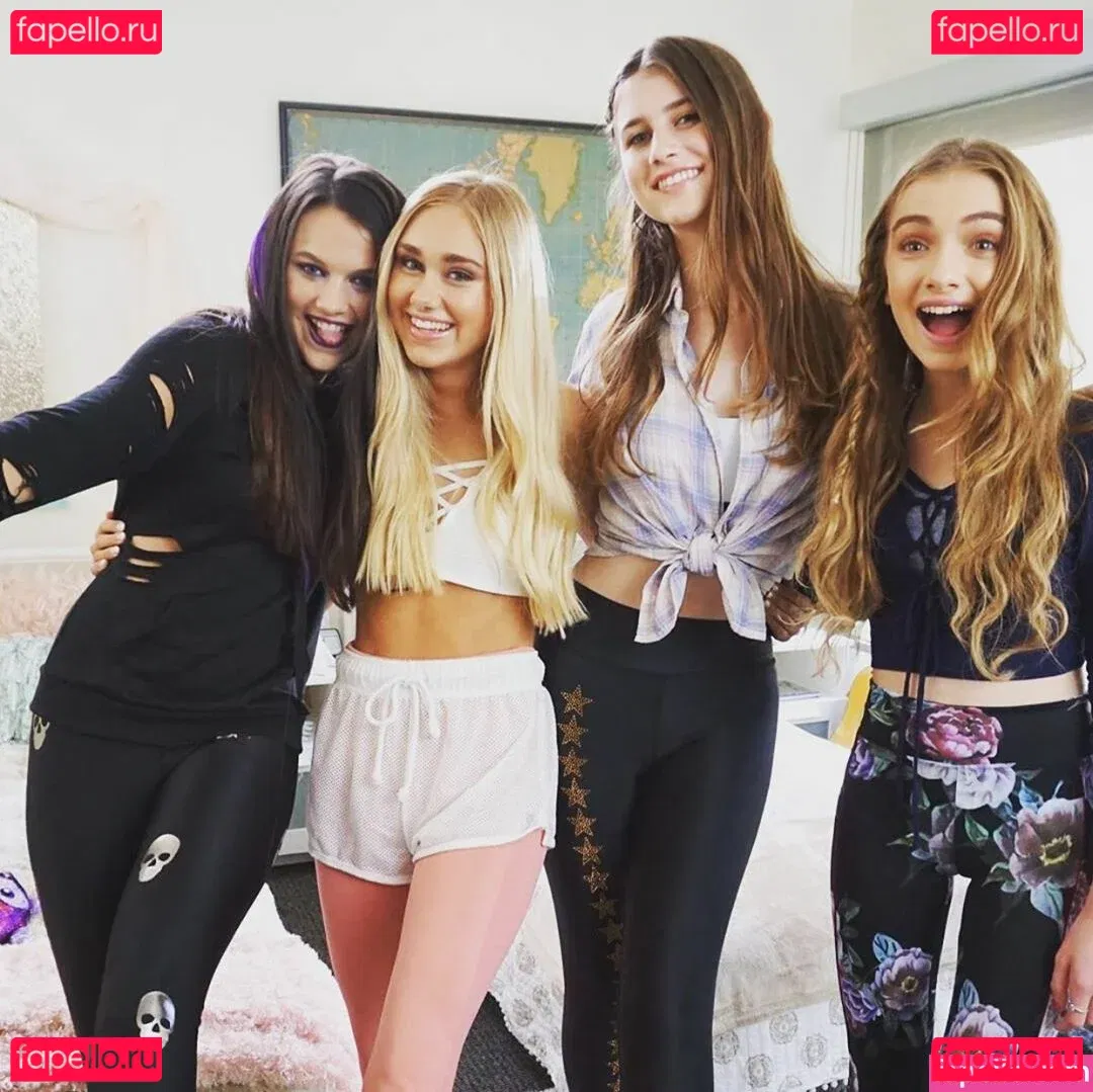 Chloe East Onlyfans Photo Gallery 