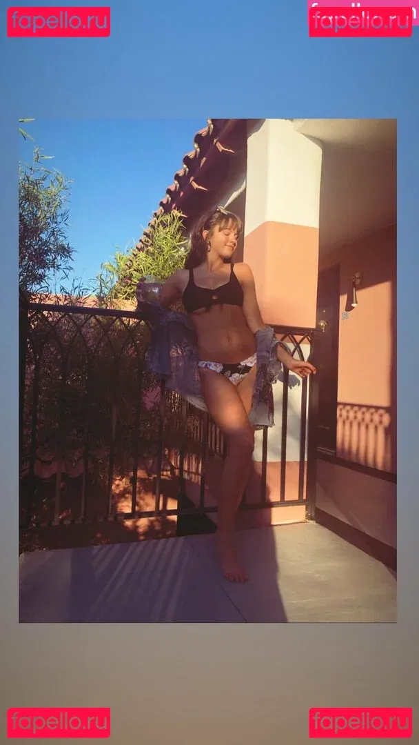 Chloe East Onlyfans Photo Gallery 