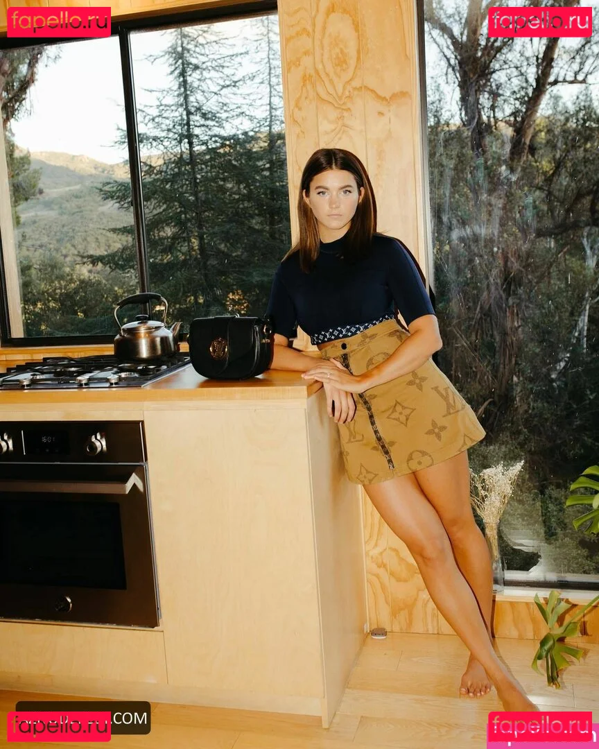 Chloe East Onlyfans Photo Gallery 