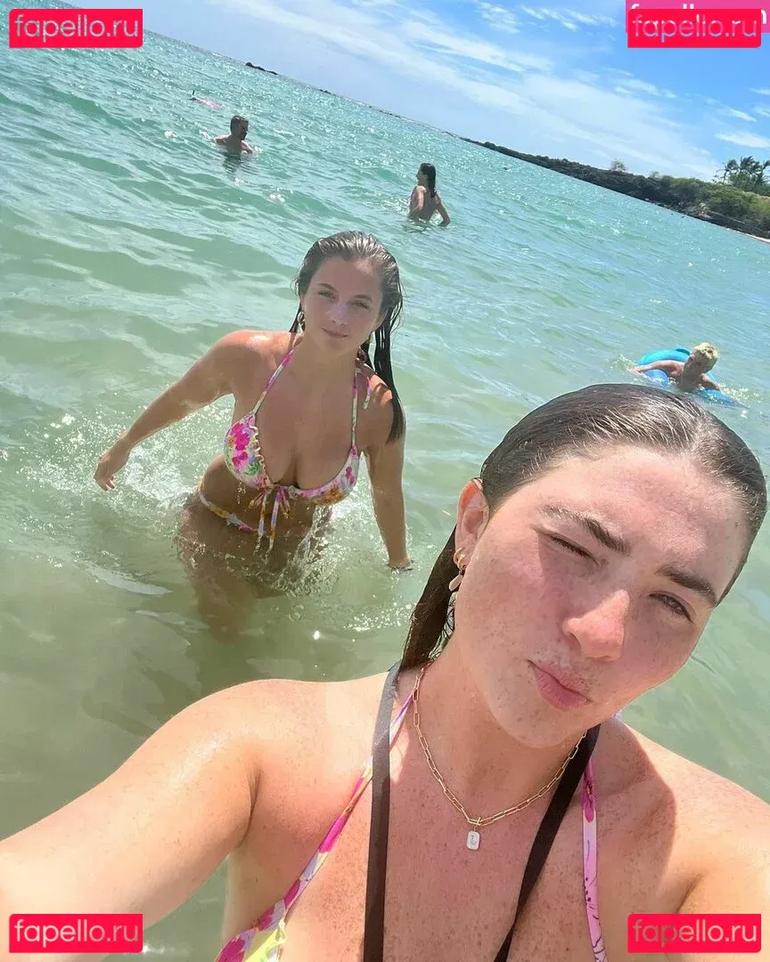 Chloe East Onlyfans Photo Gallery 