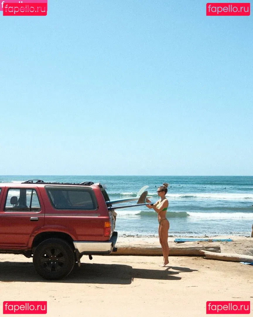 Chloe East Onlyfans Photo Gallery 