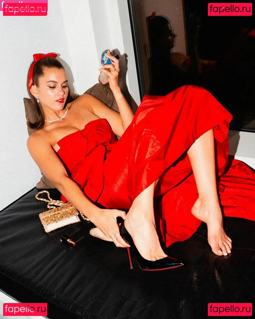 Chloe East Onlyfans Photo Gallery 