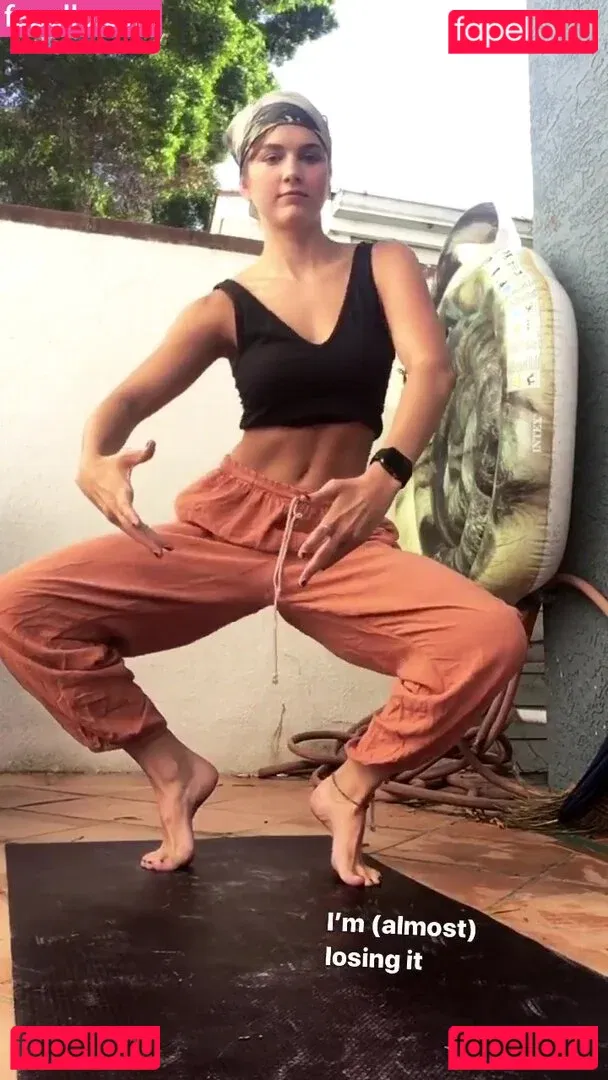 Chloe East Onlyfans Photo Gallery 