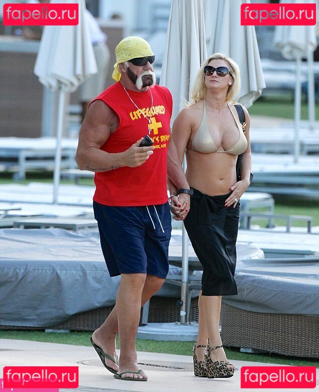 Linda Hogan Nude Onlyfans Photo 12