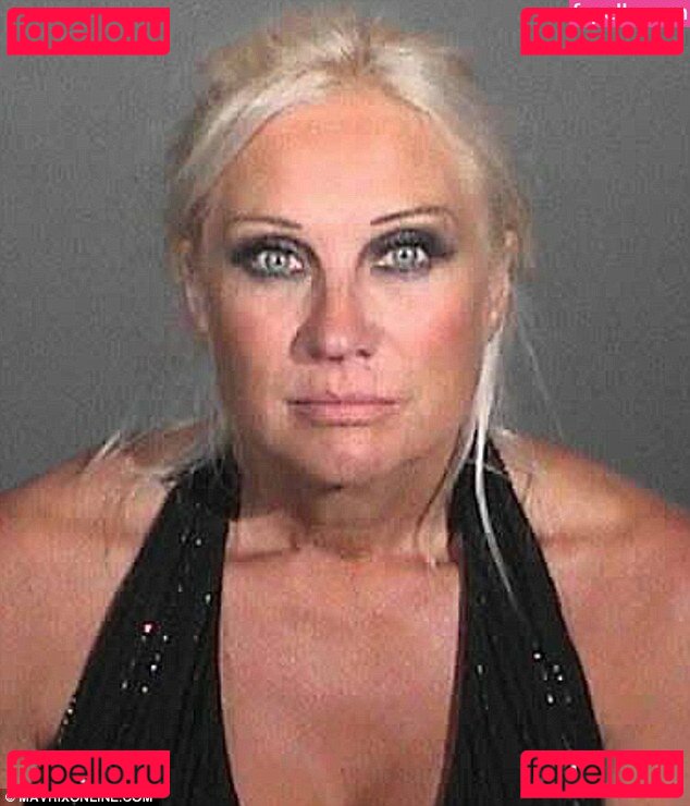 Linda Hogan Nude Onlyfans Photo 9