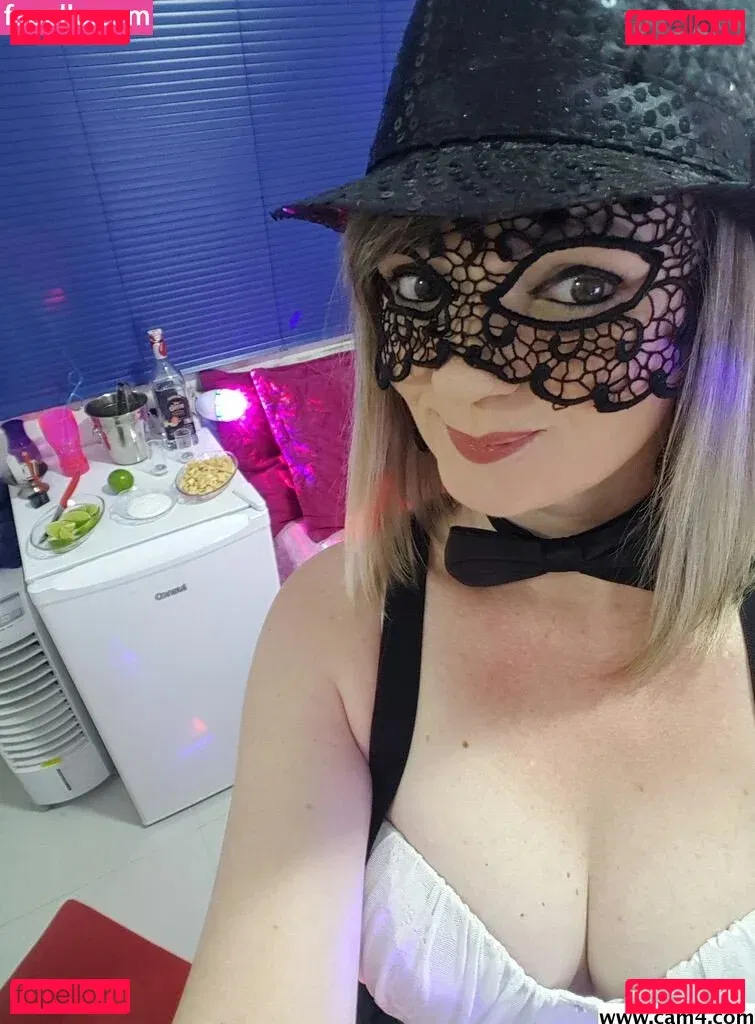 DoceHot Onlyfans Photo Gallery 