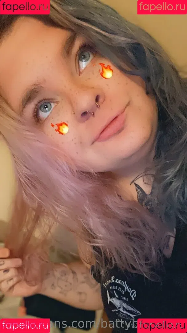 battybitxxfree Onlyfans Photo Gallery 
