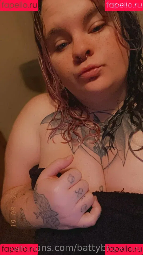 battybitxxfree Onlyfans Photo Gallery 