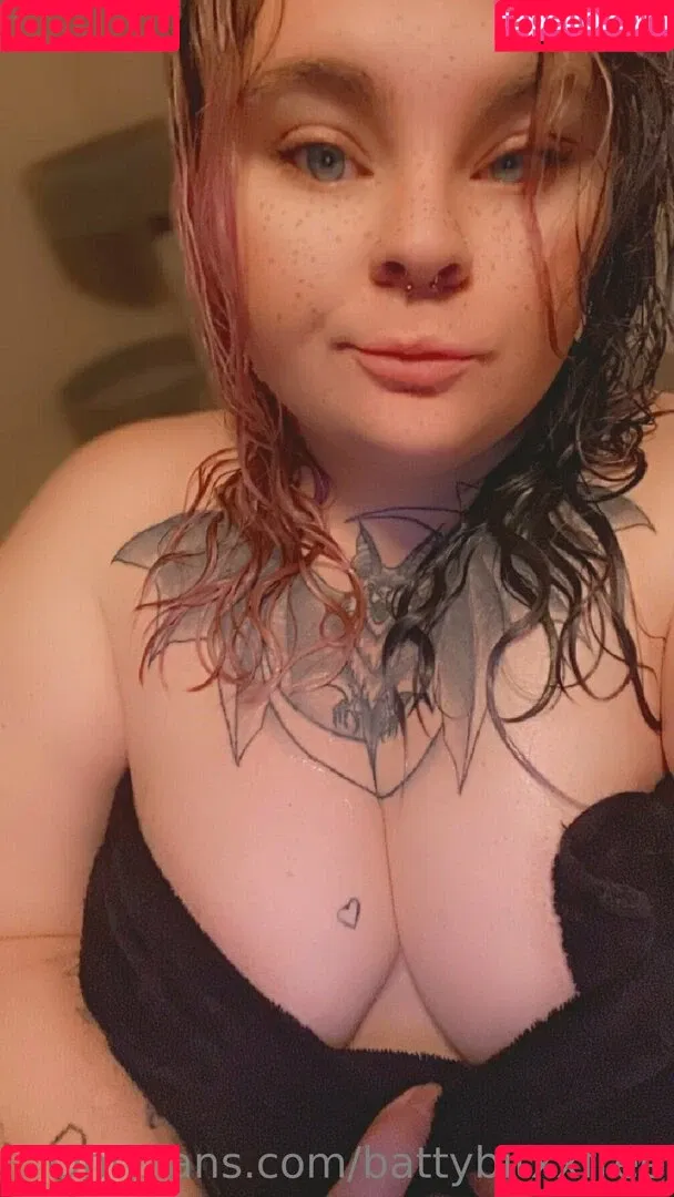battybitxxfree Onlyfans Photo Gallery 