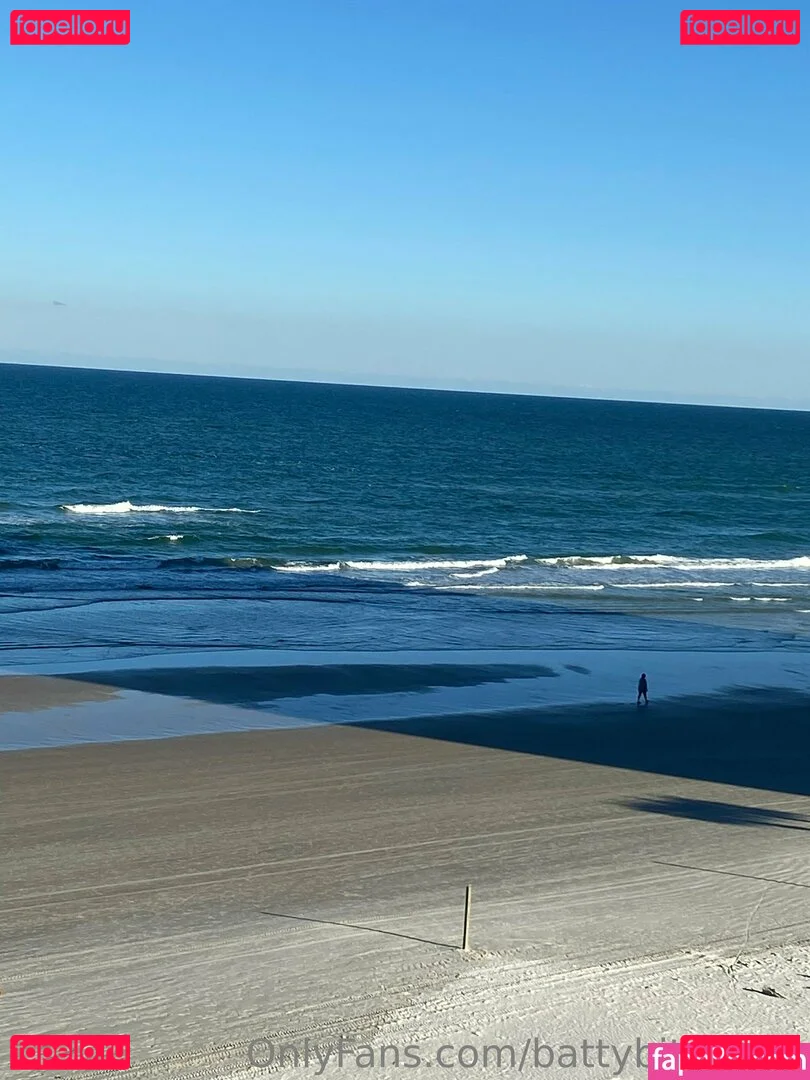 battybitxxfree Onlyfans Photo Gallery 