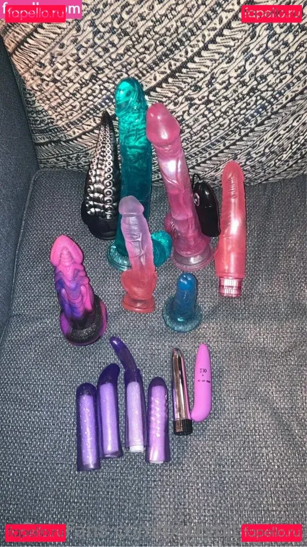 battybitxxfree Onlyfans Photo Gallery 