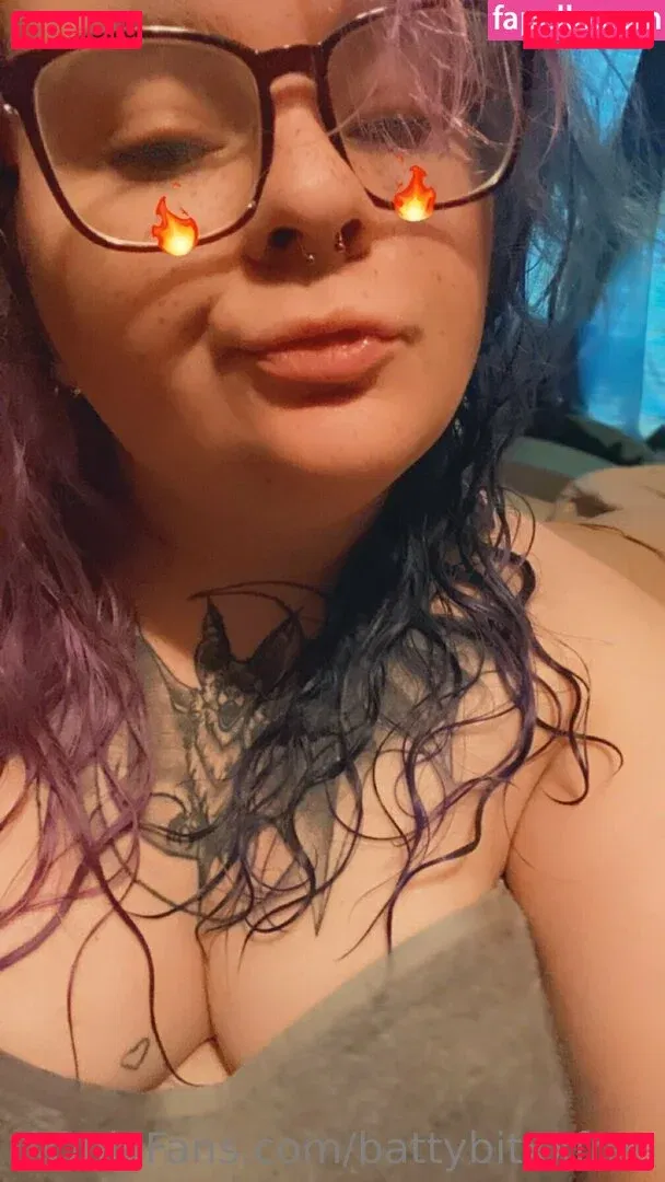 battybitxxfree Onlyfans Photo Gallery 