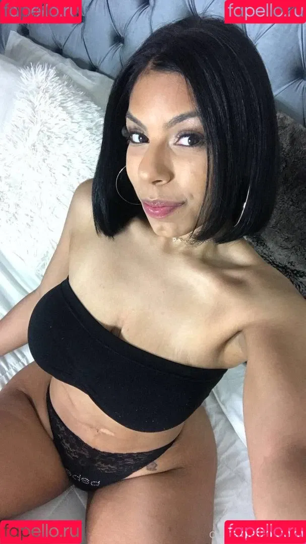 Missdes Onlyfans Photo Gallery 