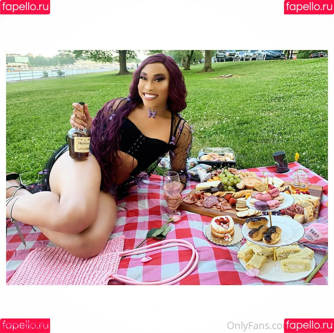 darirose Onlyfans Photo Gallery 