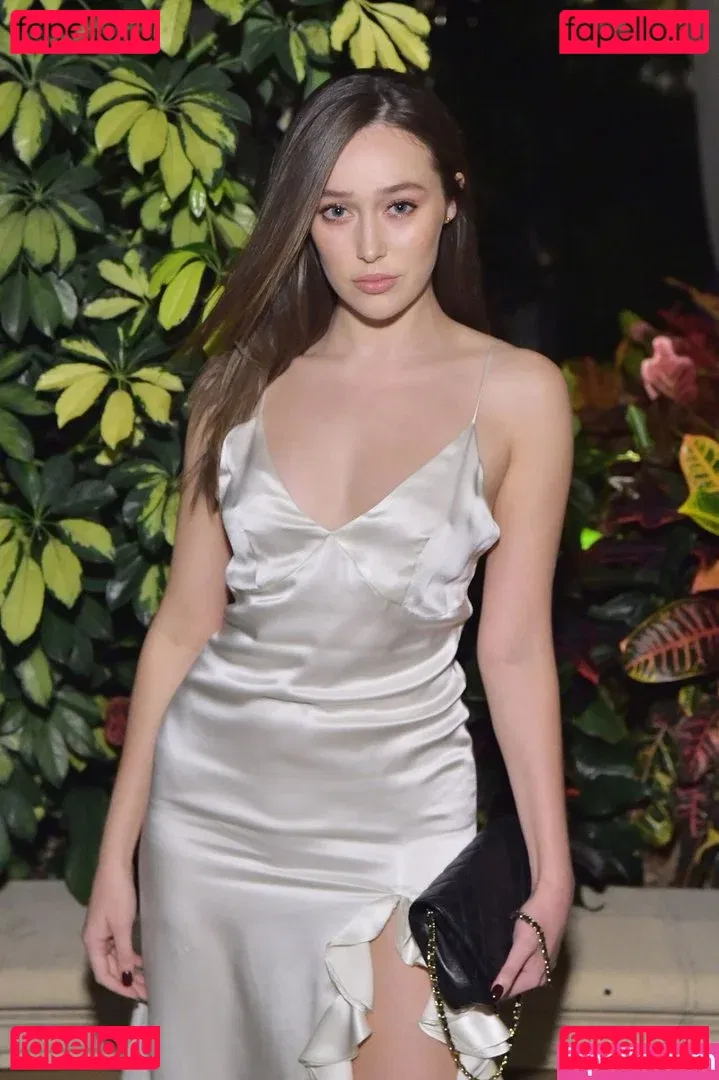 AlicexMaia Onlyfans Photo Gallery 