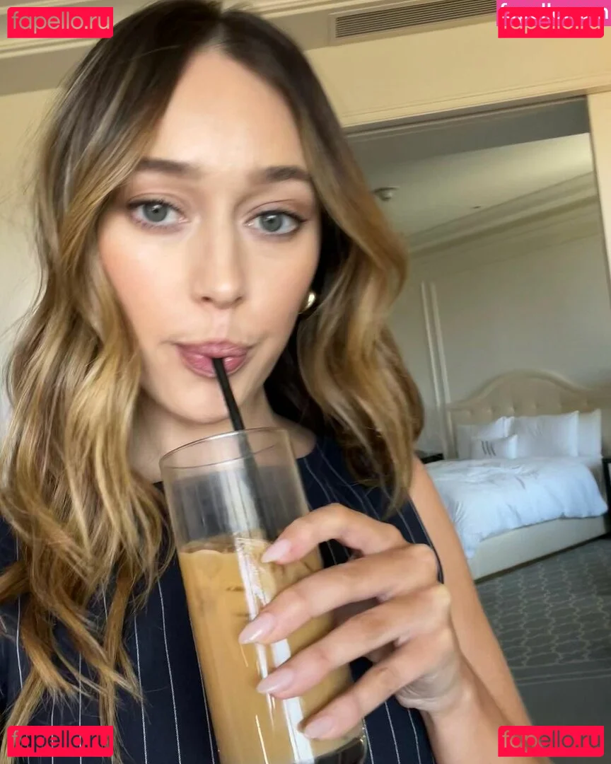 AlicexMaia Onlyfans Photo Gallery 