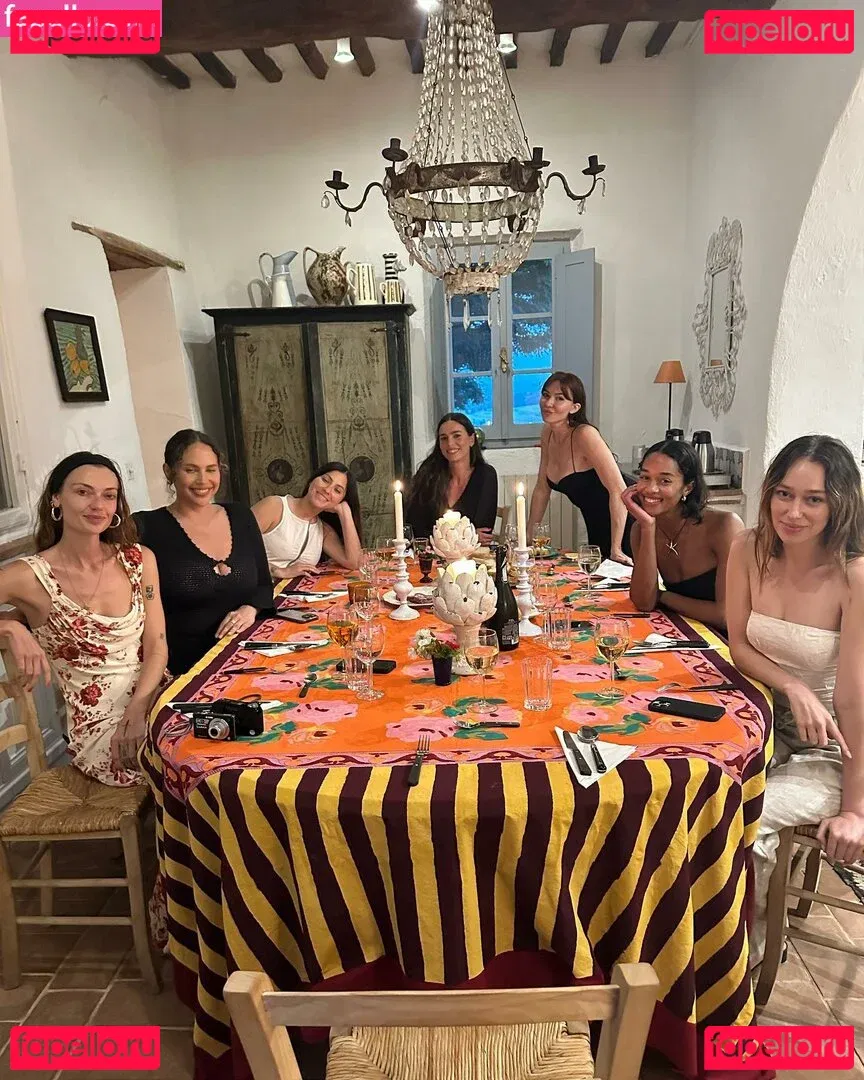 AlicexMaia Onlyfans Photo Gallery 