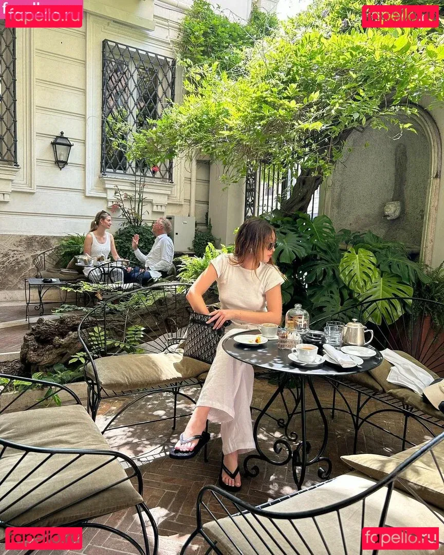 AlicexMaia Onlyfans Photo Gallery 