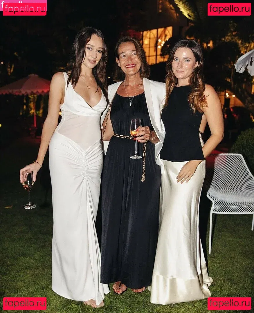 AlicexMaia Onlyfans Photo Gallery 