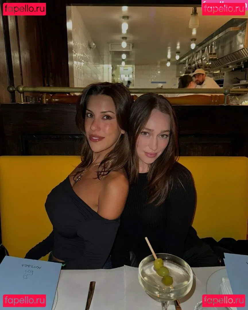 AlicexMaia Onlyfans Photo Gallery 