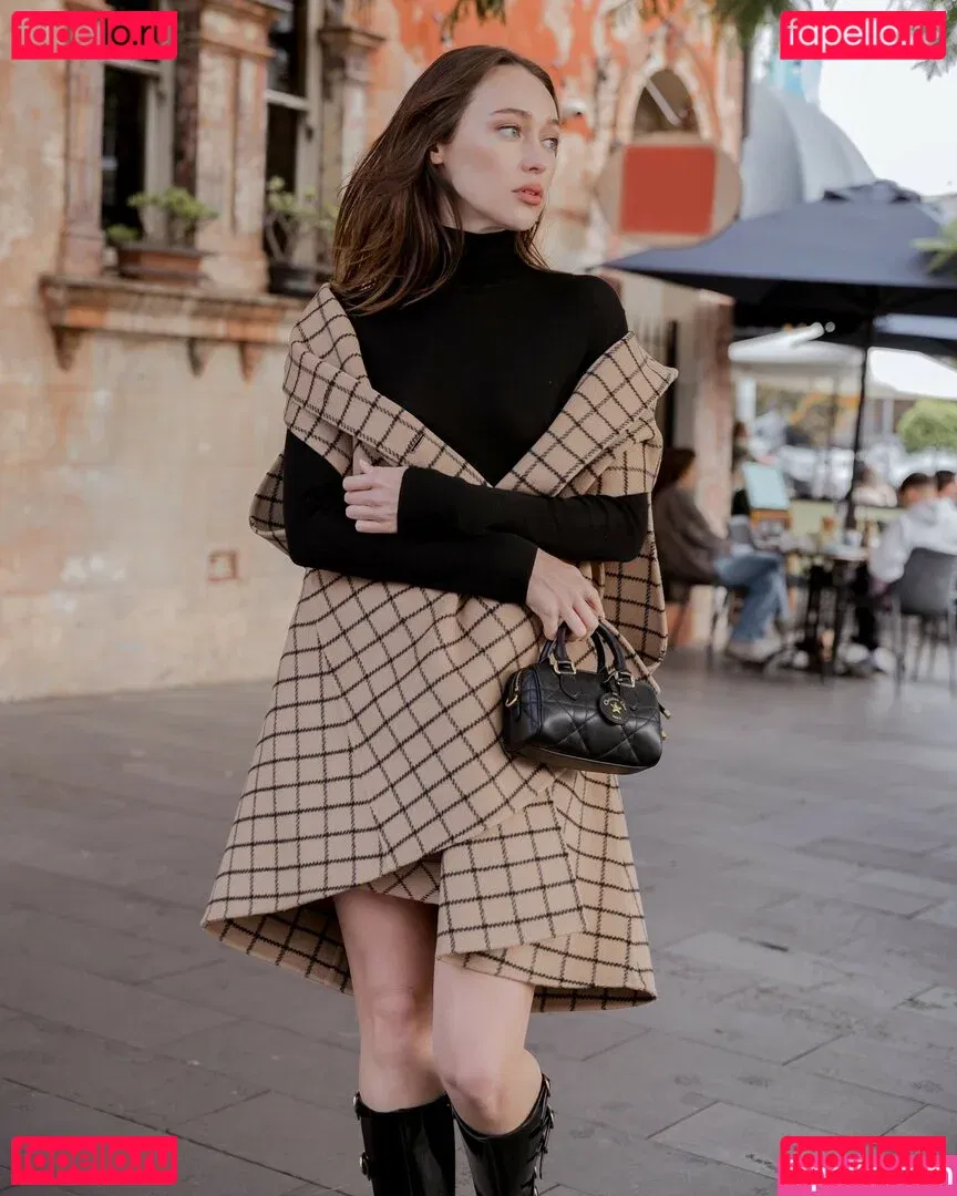 AlicexMaia Onlyfans Photo Gallery 