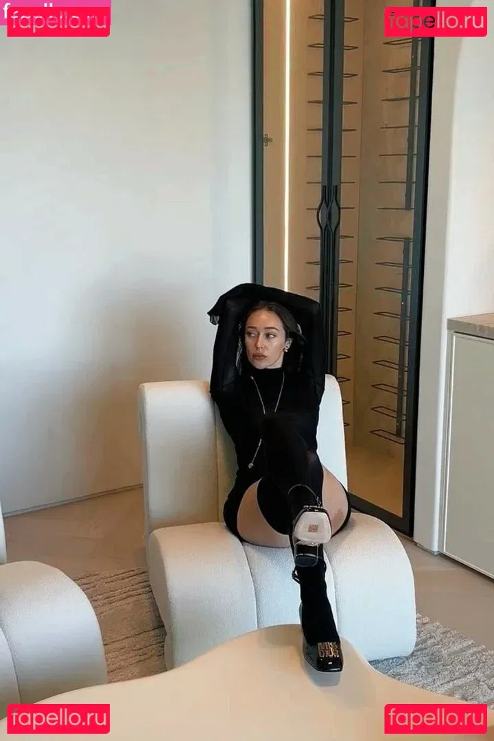 AlicexMaia Onlyfans Photo Gallery 