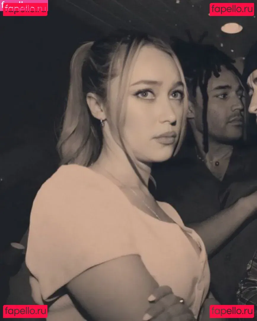 AlicexMaia Onlyfans Photo Gallery 