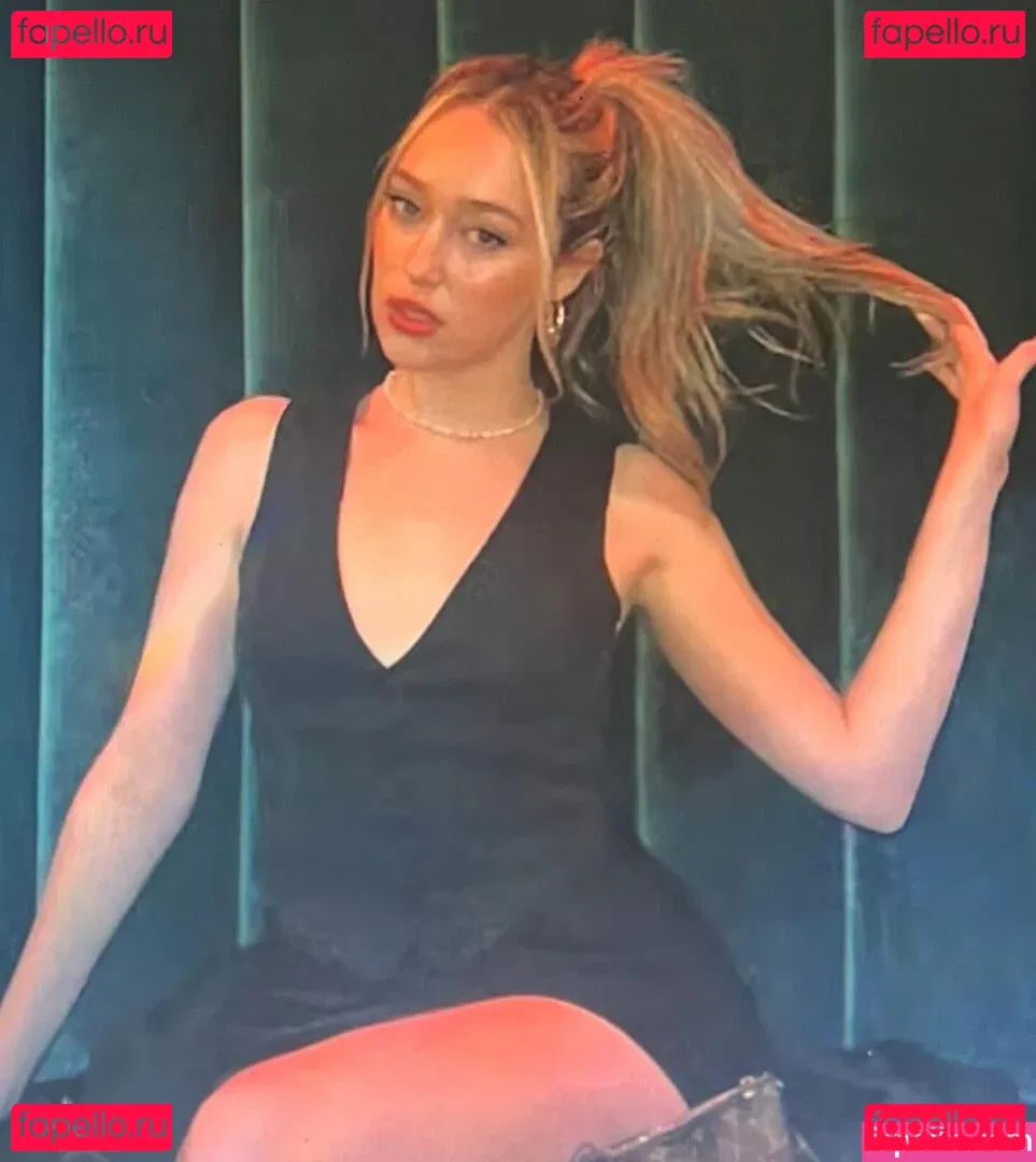 AlicexMaia Onlyfans Photo Gallery 