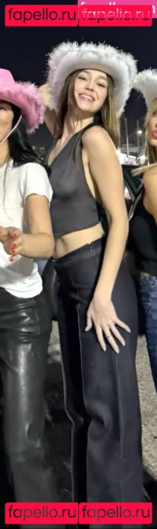 AlicexMaia Onlyfans Photo Gallery 