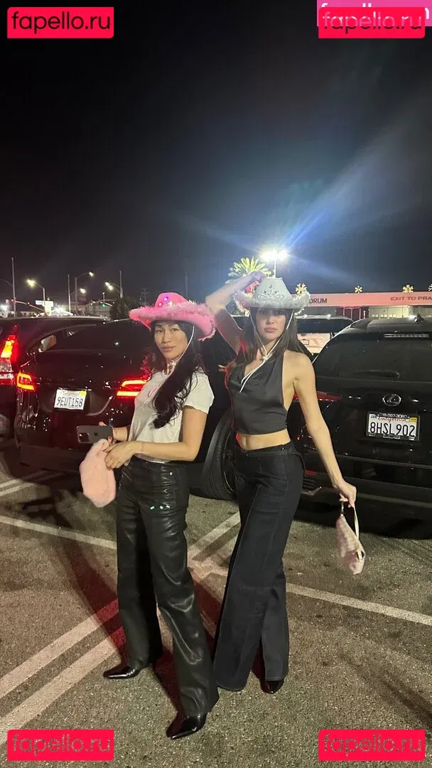 AlicexMaia Onlyfans Photo Gallery 