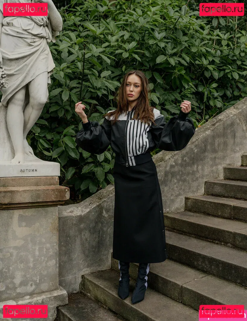 AlicexMaia Onlyfans Photo Gallery 