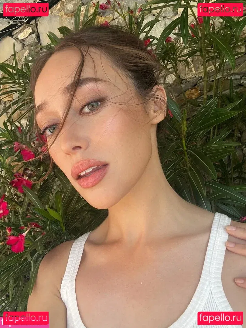 AlicexMaia Onlyfans Photo Gallery 