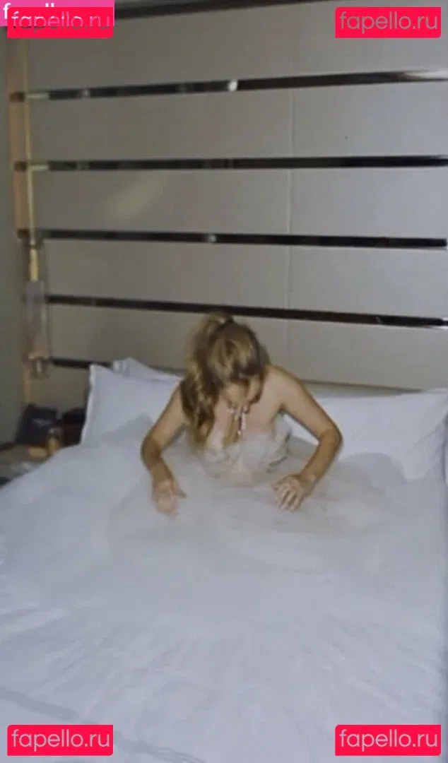 AlicexMaia Onlyfans Photo Gallery 