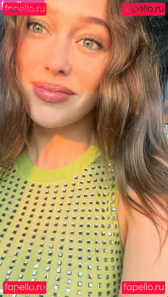 AlicexMaia Onlyfans Photo Gallery 