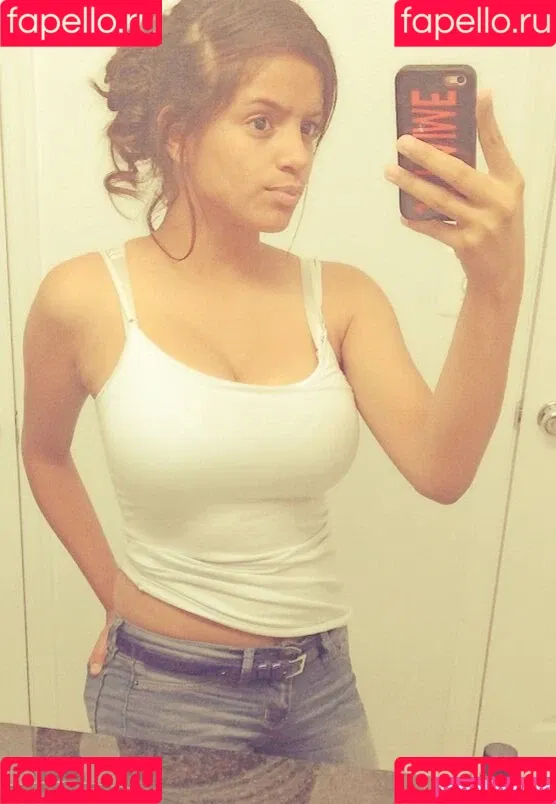 Leslie Sanchez Onlyfans Photo Gallery 