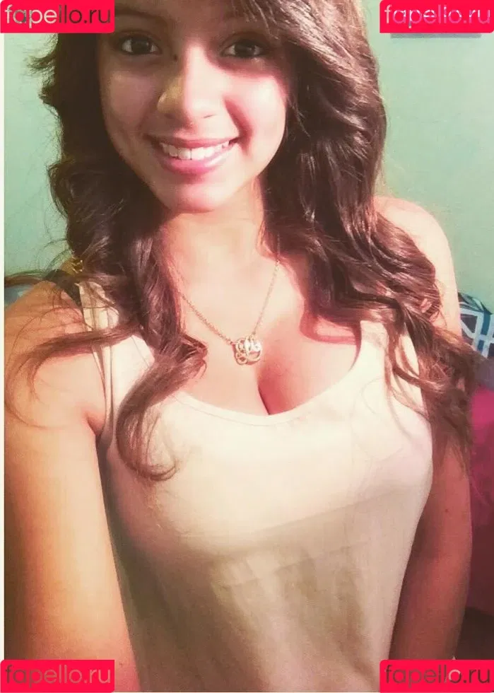 Leslie Sanchez Onlyfans Photo Gallery 