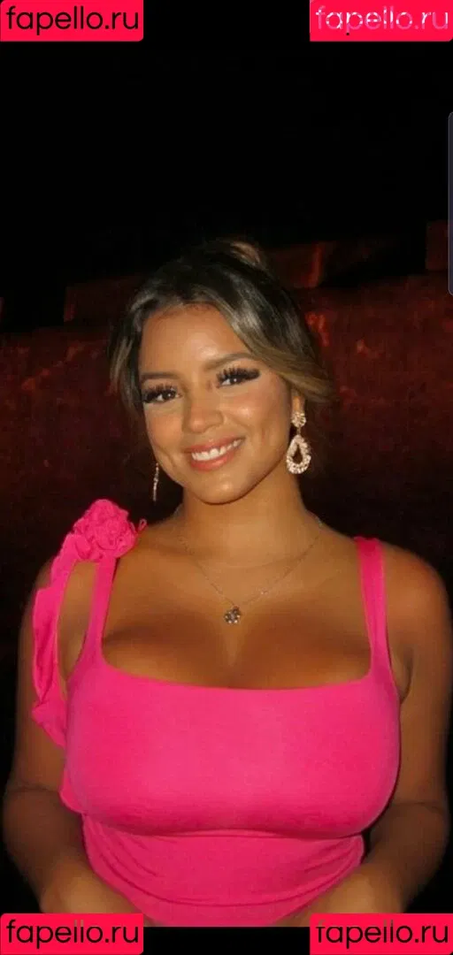 Leslie Sanchez Onlyfans Photo Gallery 