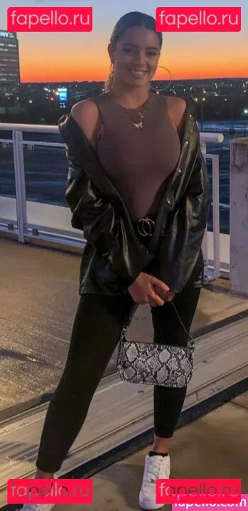 Leslie Sanchez Onlyfans Photo Gallery 