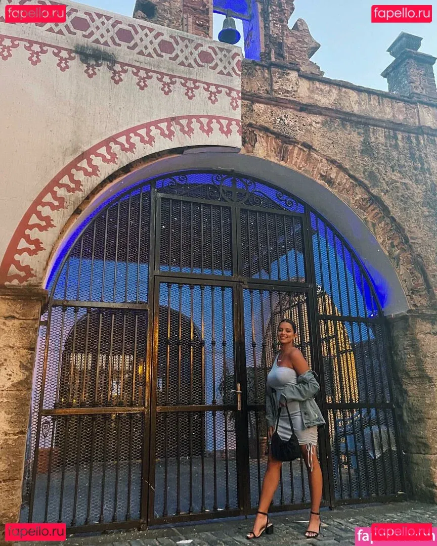 Leslie Sanchez Onlyfans Photo Gallery 