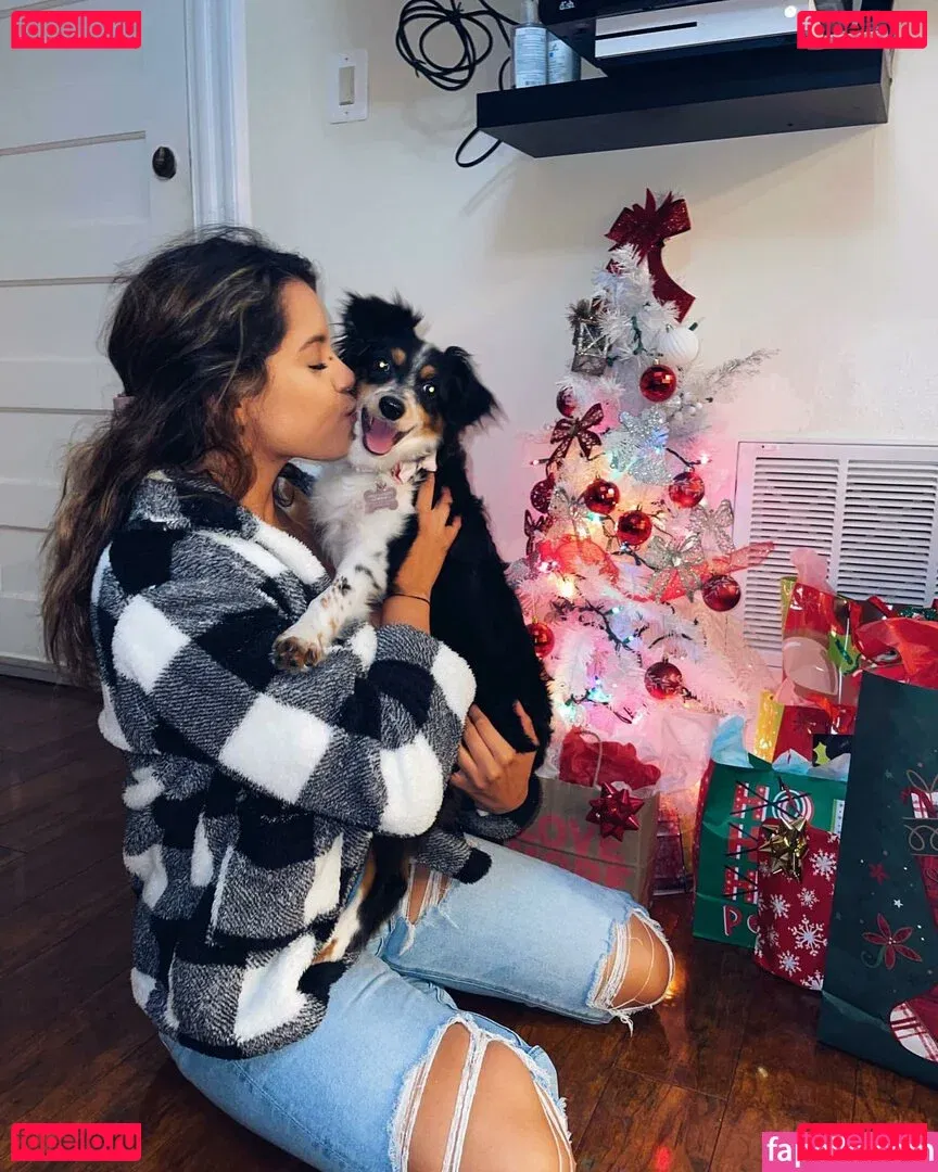 Leslie Sanchez Onlyfans Photo Gallery 