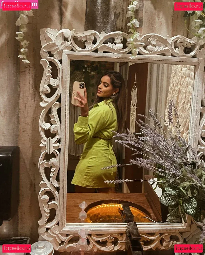 Leslie Sanchez Onlyfans Photo Gallery 