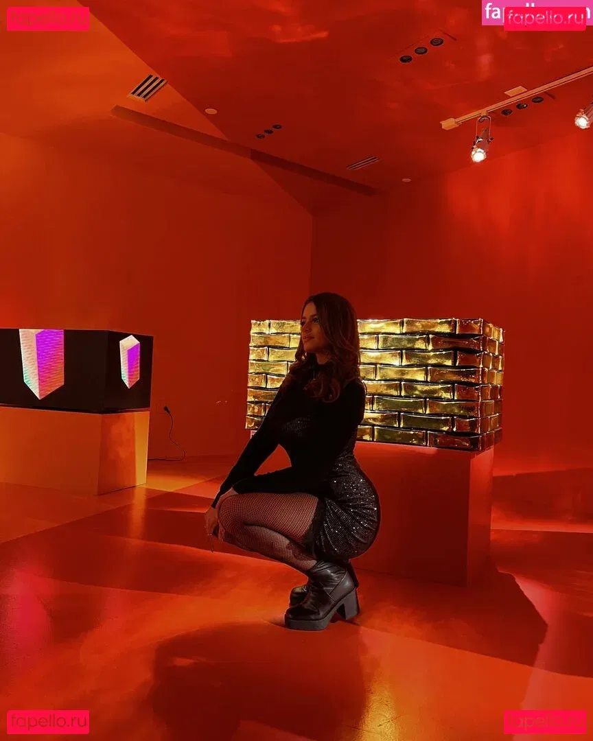 Leslie Sanchez Onlyfans Photo Gallery 