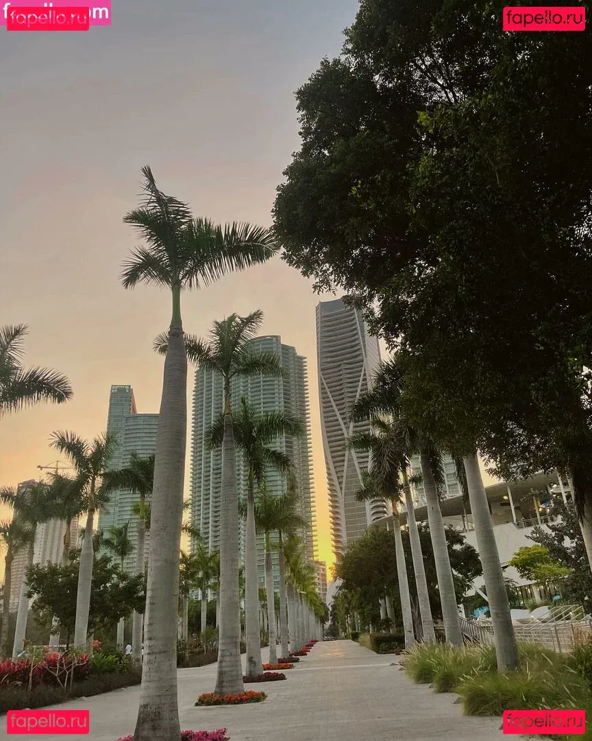 Leslie Sanchez Onlyfans Photo Gallery 