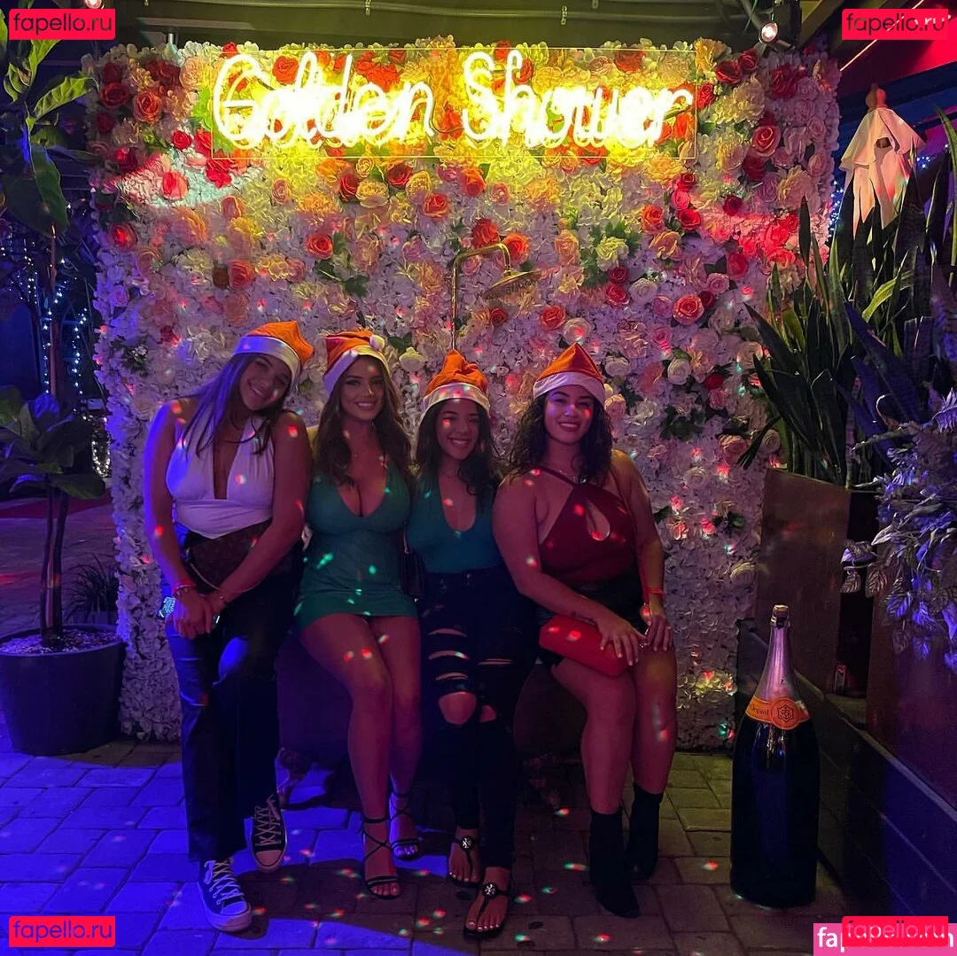 Leslie Sanchez Onlyfans Photo Gallery 