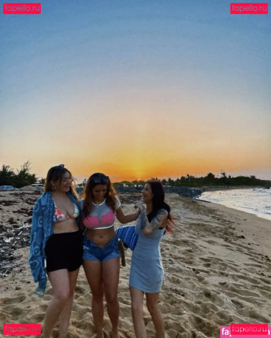 Leslie Sanchez Onlyfans Photo Gallery 